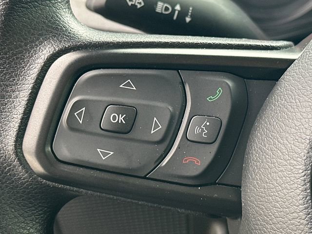 Used 2025 Jeep Gladiator Sport image 19