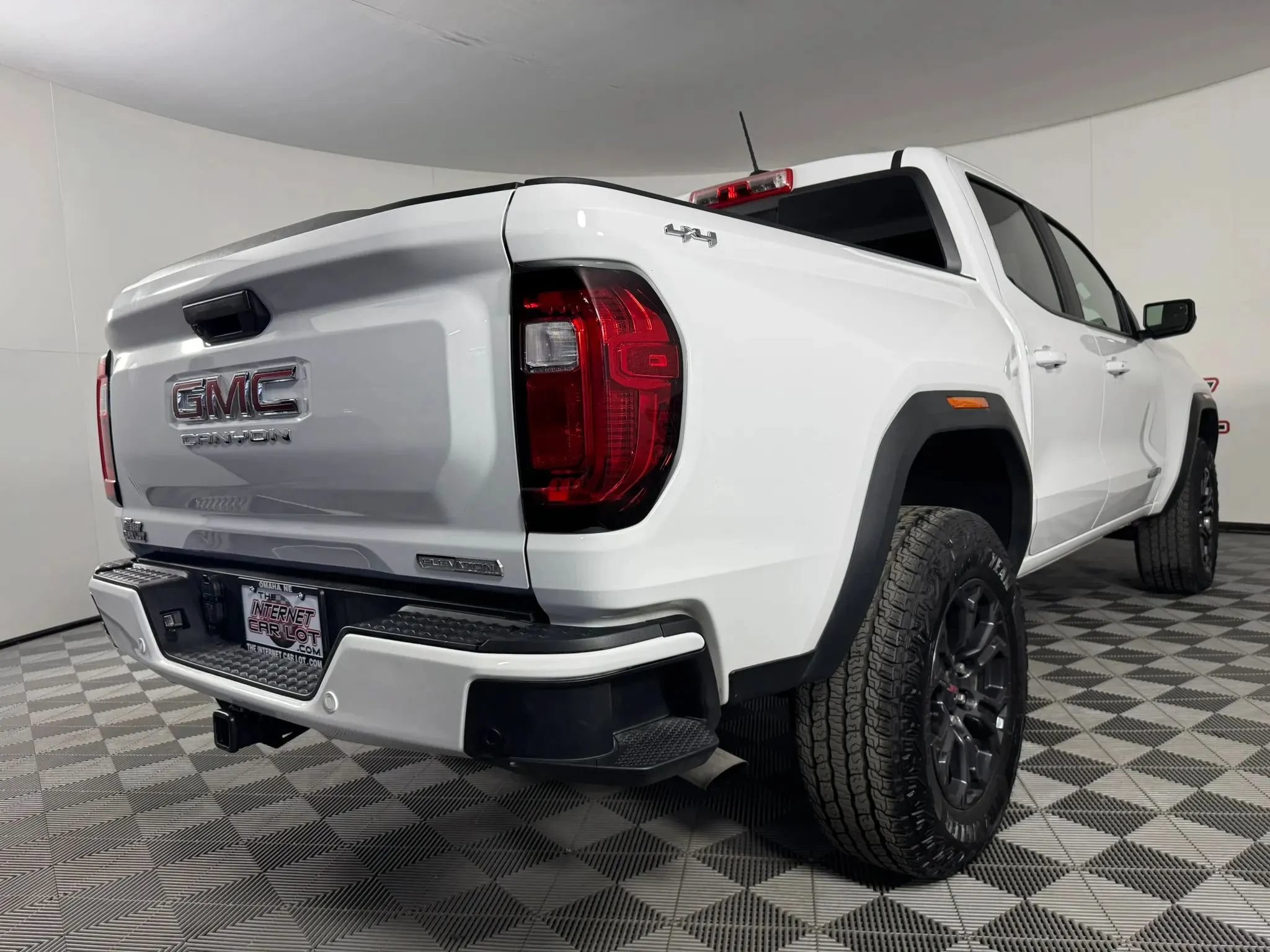 Used 2025 GMC Canyon Elevation AWD/4WD image 27