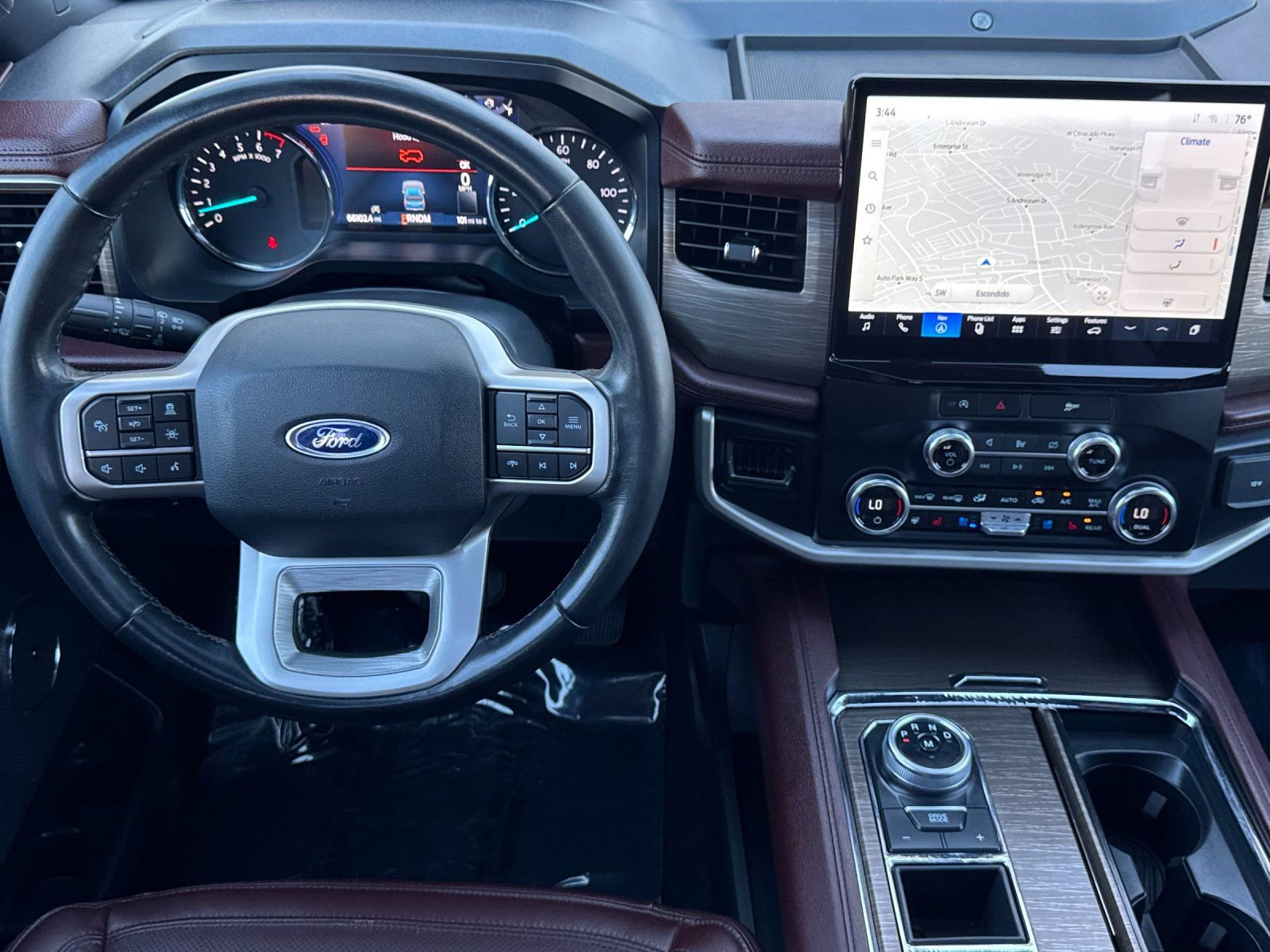 Used 2023 Ford Expedition Limited image 17