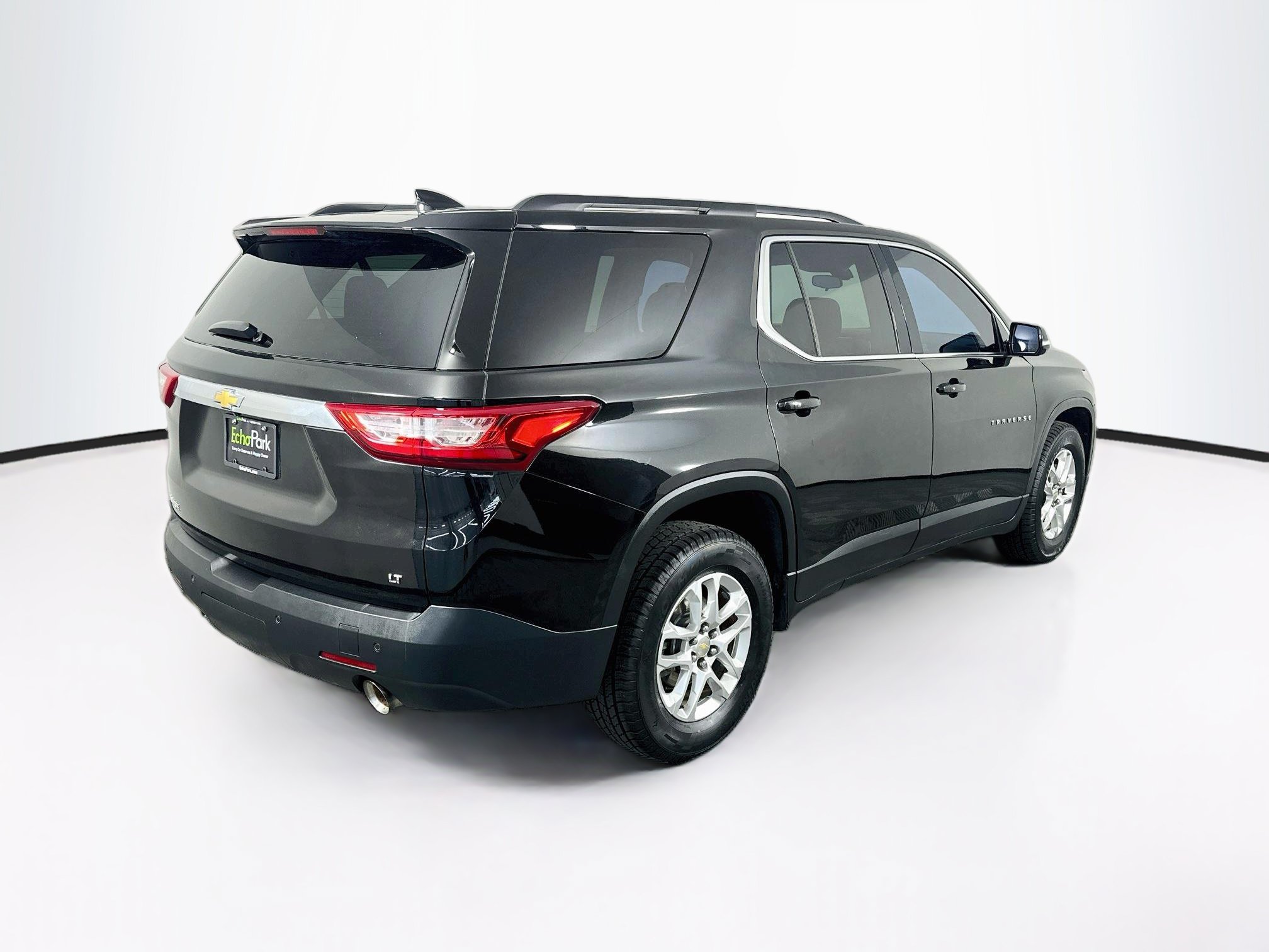 Used 2019 Chevrolet Traverse LT FWD image 9