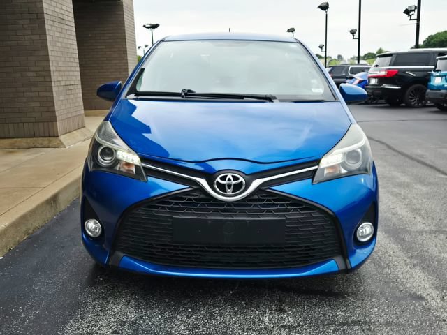 Used 2015 Toyota Yaris SE FWD image 2