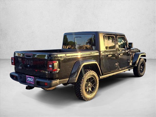Used 2024 Jeep Gladiator Sport AWD/4WD image 5