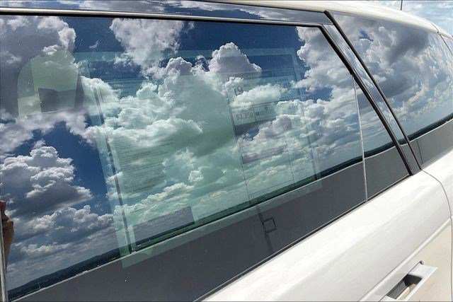 New 2025 Land Rover Range Rover Sport Dynamic SE image 16