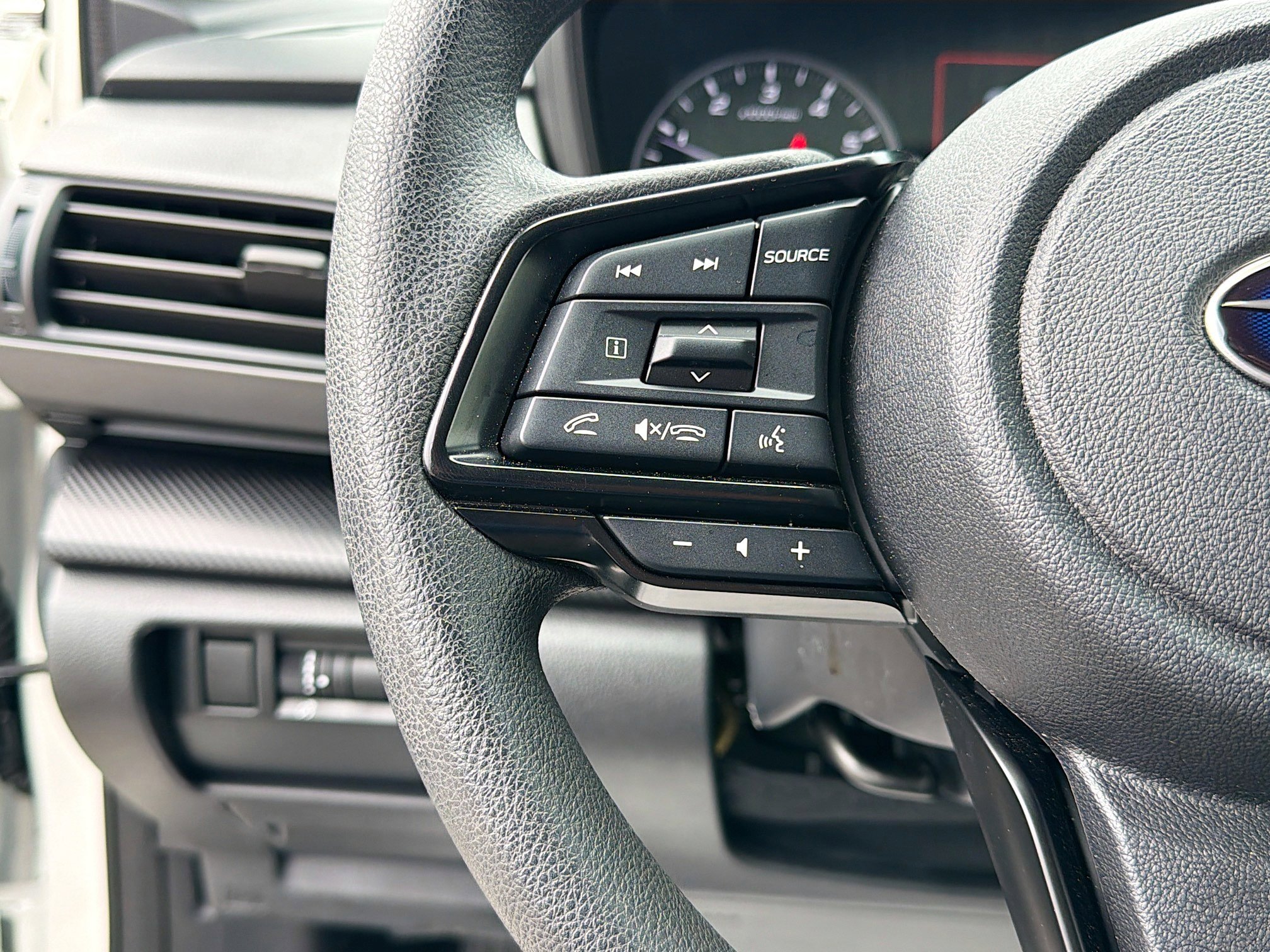 Certified 2024 Subaru Crosstrek 2.0i Premium image 35