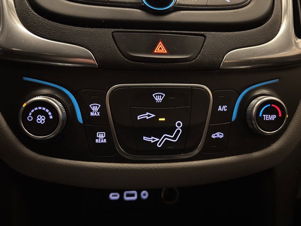 Used 2020 Chevrolet Equinox LS w/ LPO, Floor Liner Package image 20