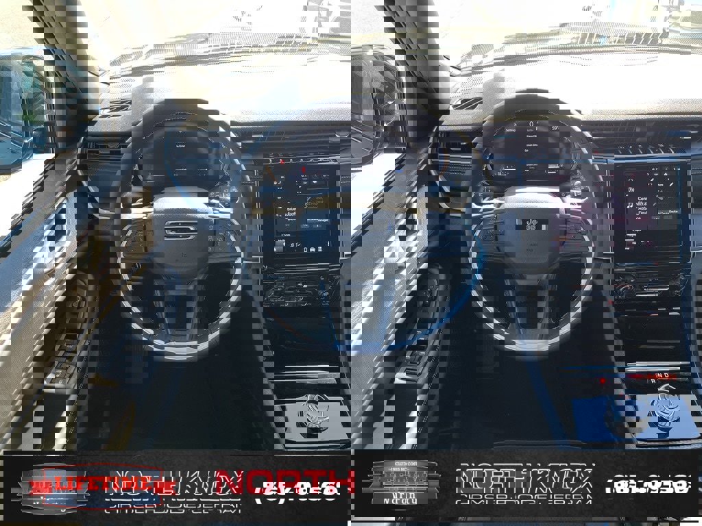 New 2025 Jeep Grand Cherokee L Altitude image 13