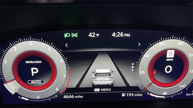 Used 2025 Nissan Pathfinder Platinum image 15