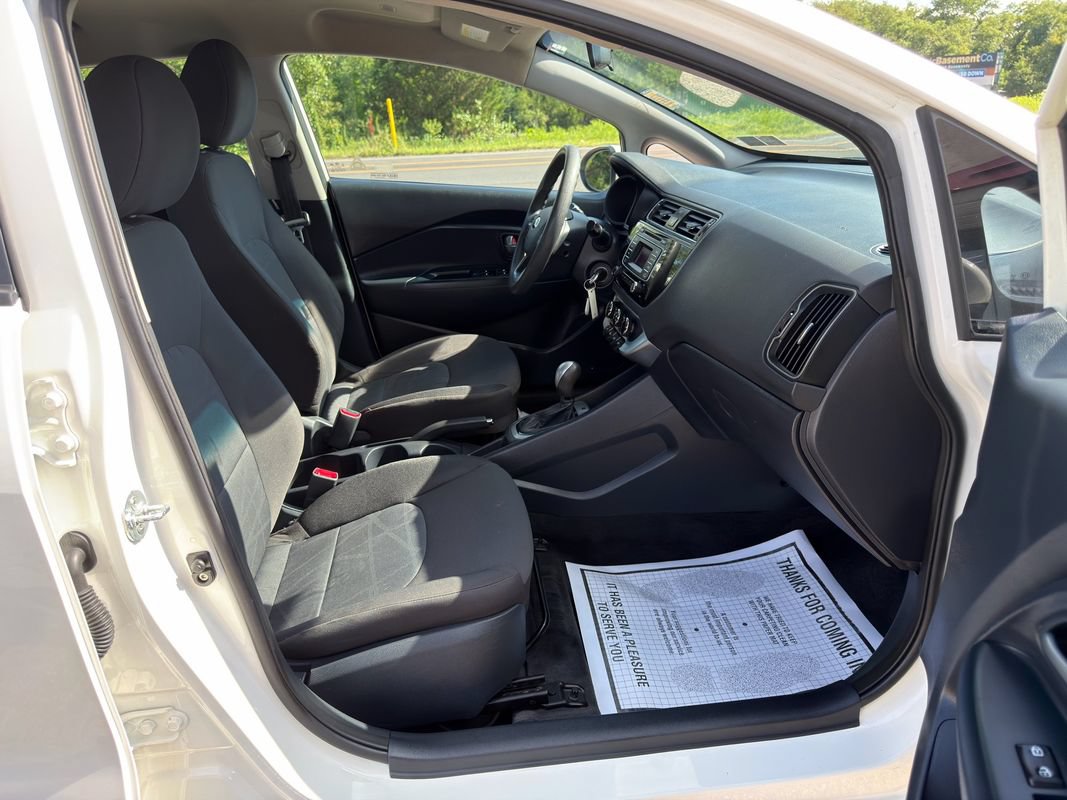 Used 2017 Kia Rio LX w/ Power Package FWD image 29