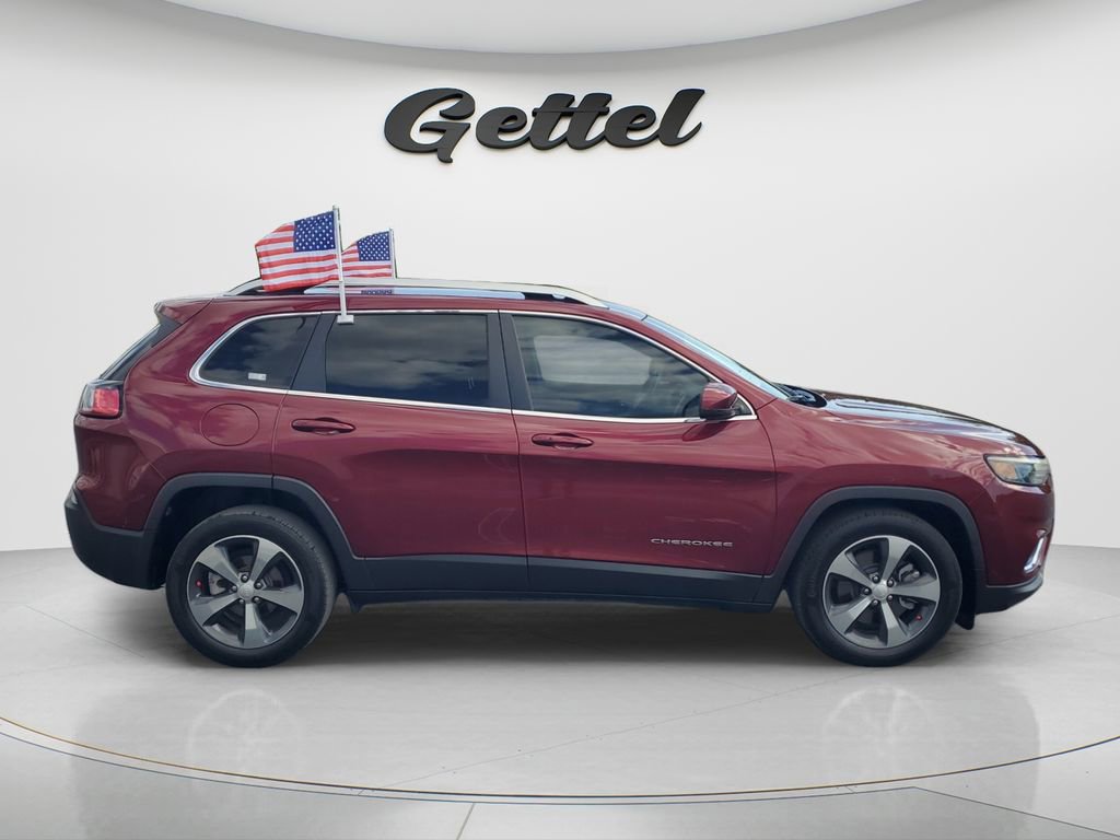 Used 2019 Jeep Cherokee Limited image 4