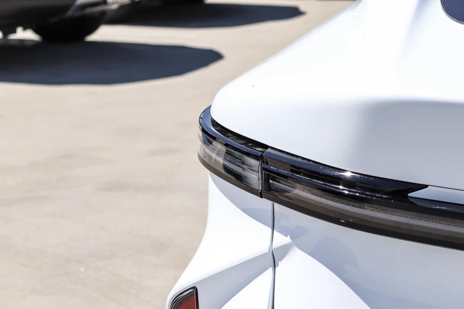 New 2026 Lexus ES 350h FWD image 13