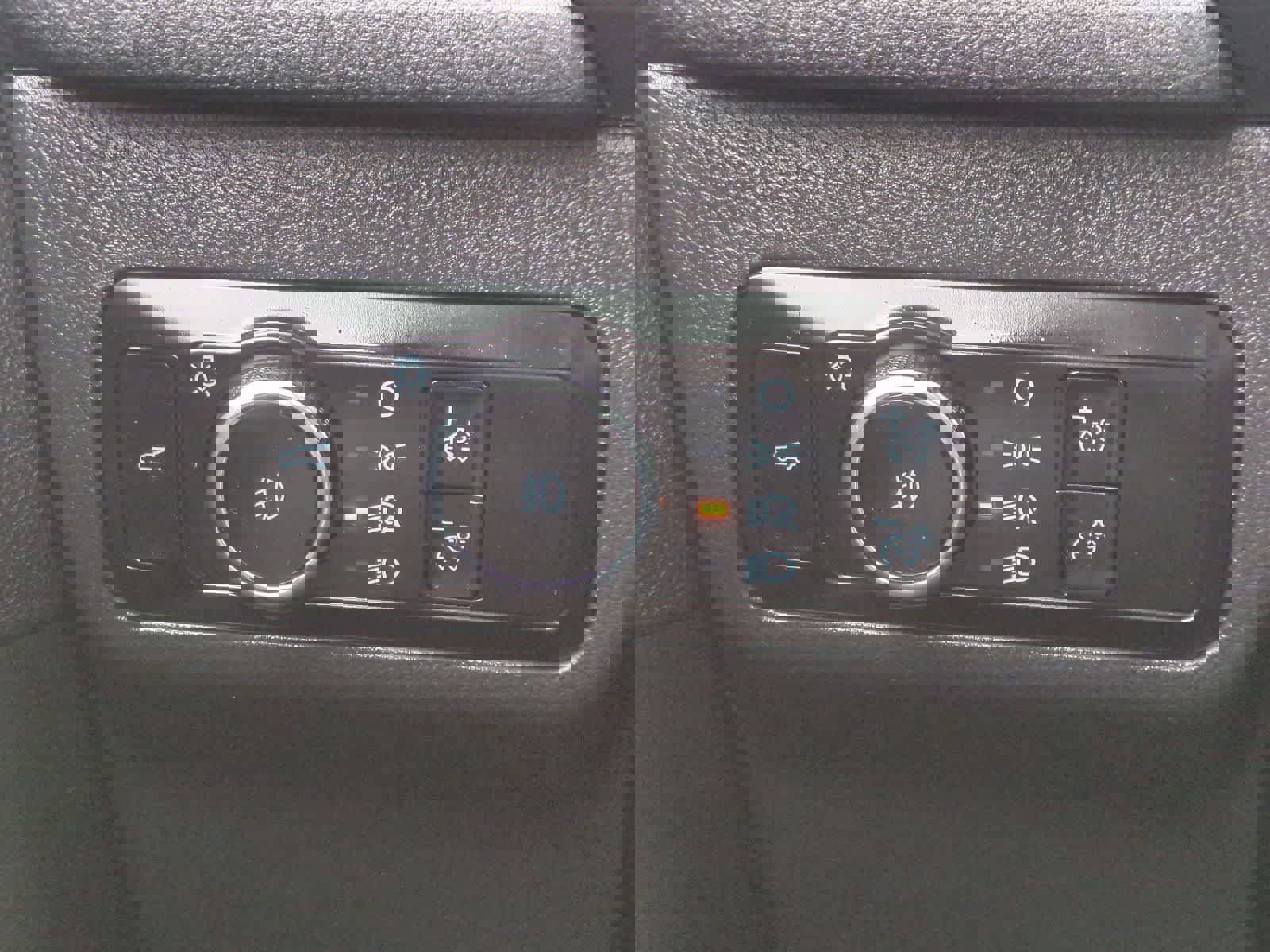 Used 2022 Ford Escape SEL w/ SEL Stealth AWD Package image 30