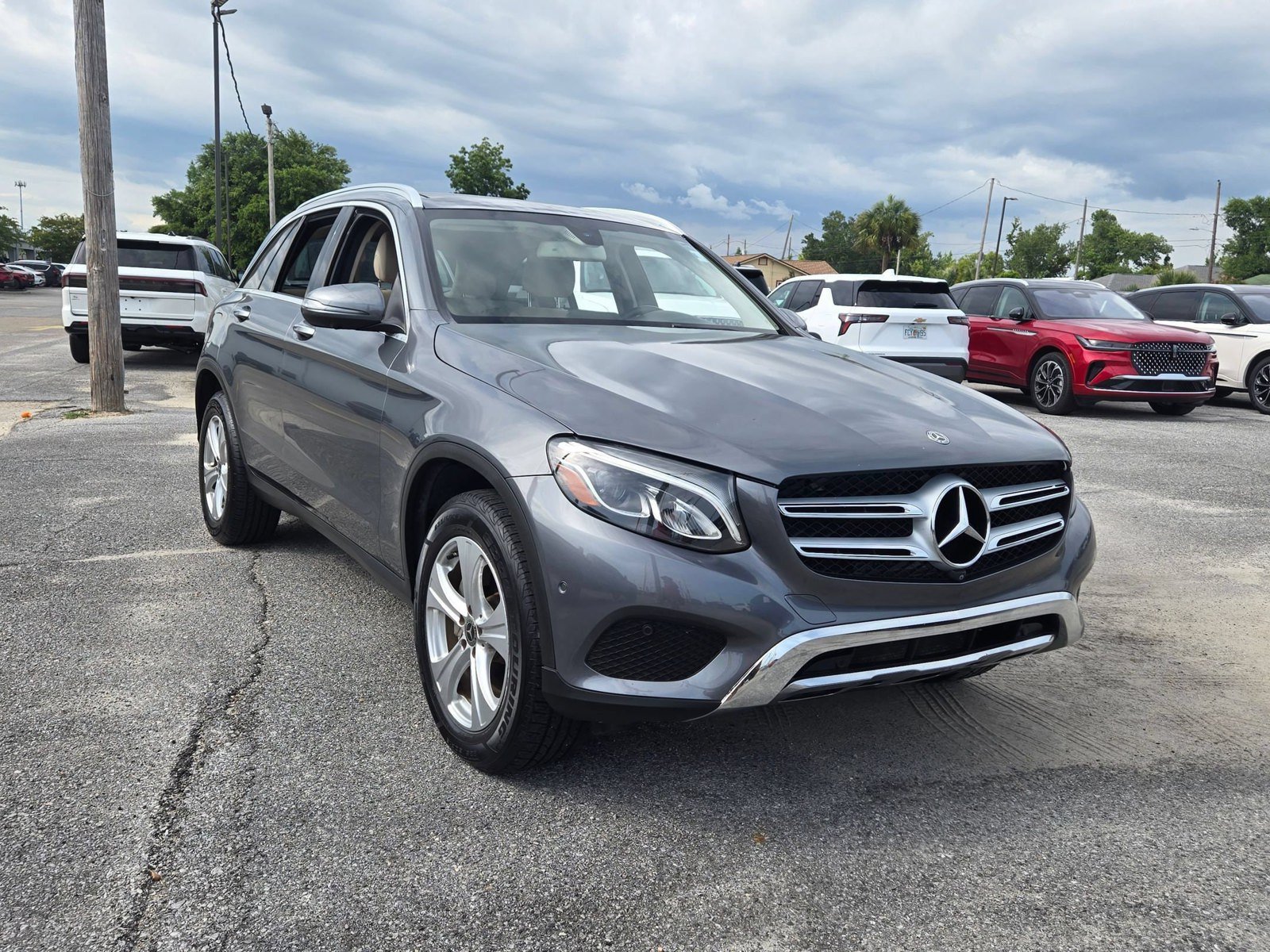 Used 2018 Mercedes-Benz GLC 300 image 3