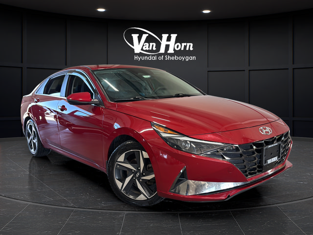 Used 2022 Hyundai Elantra SEL w/ Convenience + Premium Package