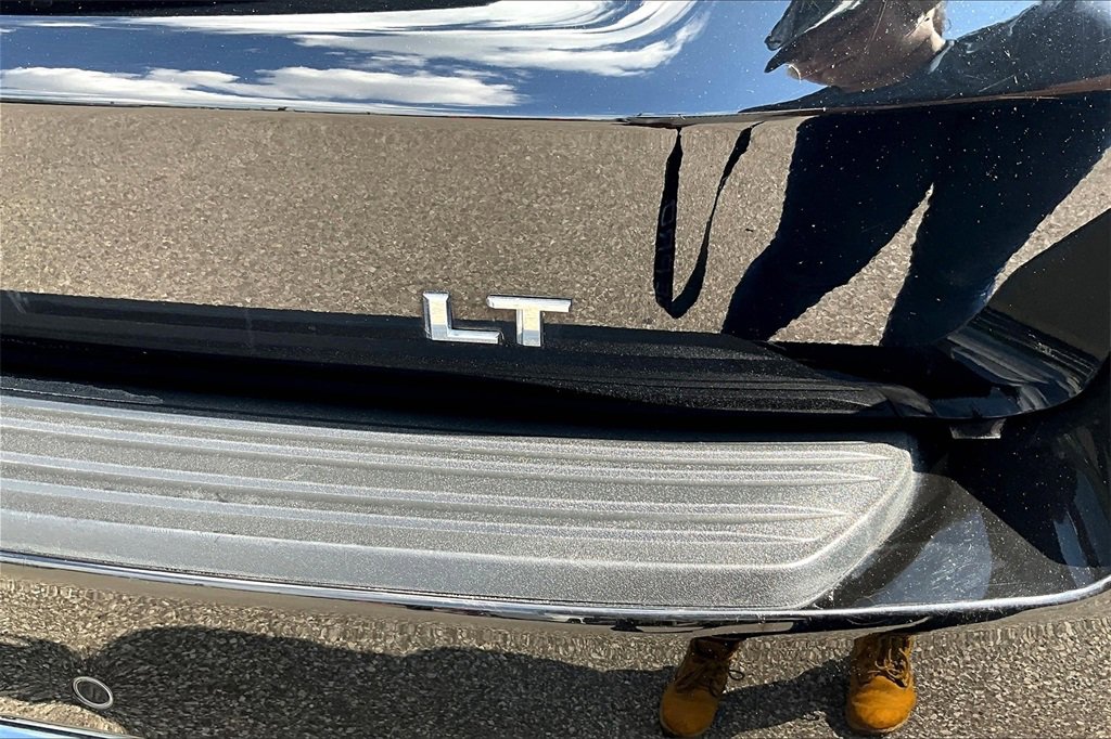 Used 2023 Chevrolet Tahoe LT image 8