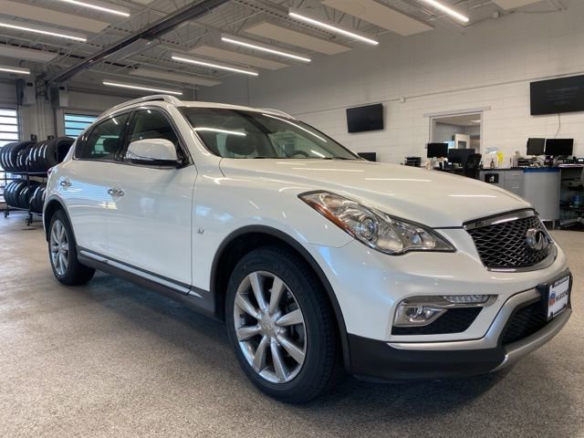 Used 2017 INFINITI QX50 2WD w/ Premium Package image 3