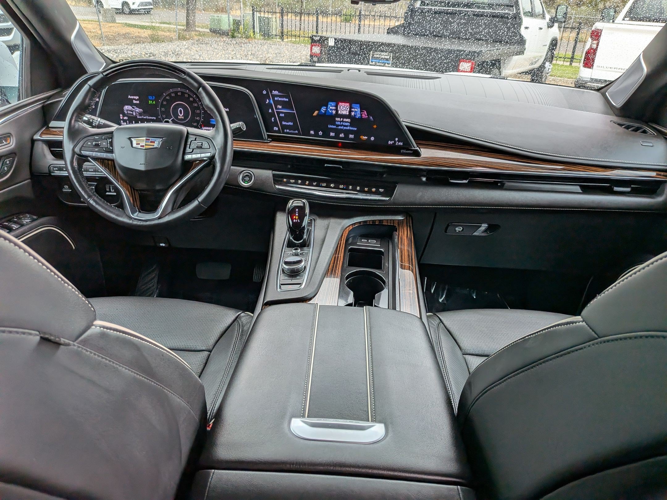 Certified 2024 Cadillac Escalade Premium Luxury w/ Performance Package AWD/4WD image 26