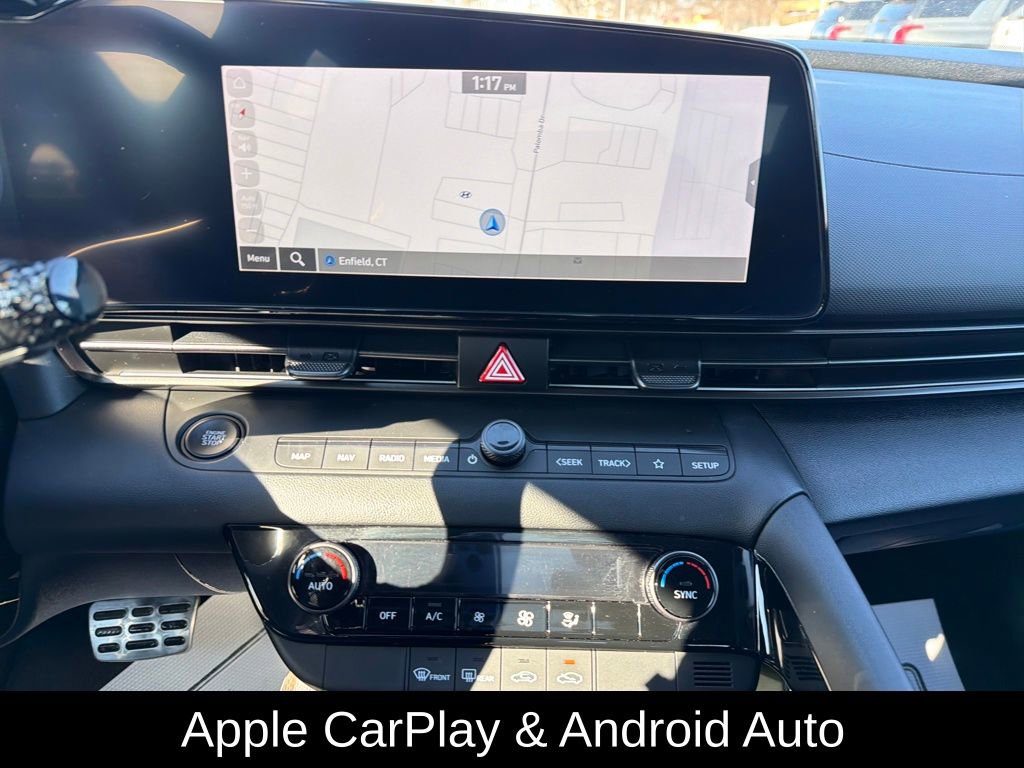 Certified 2025 Hyundai Elantra SEL image 19