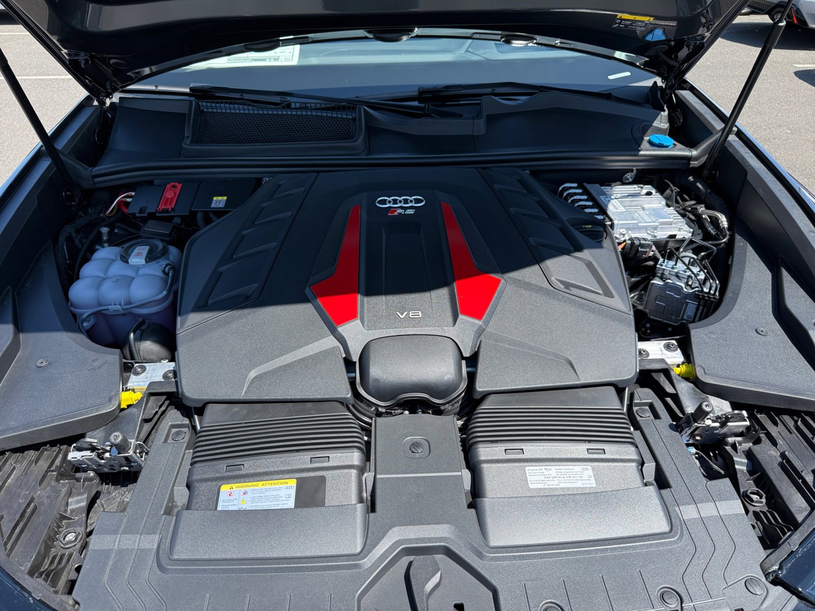 New 2025 Audi RS Q8 performance image 20