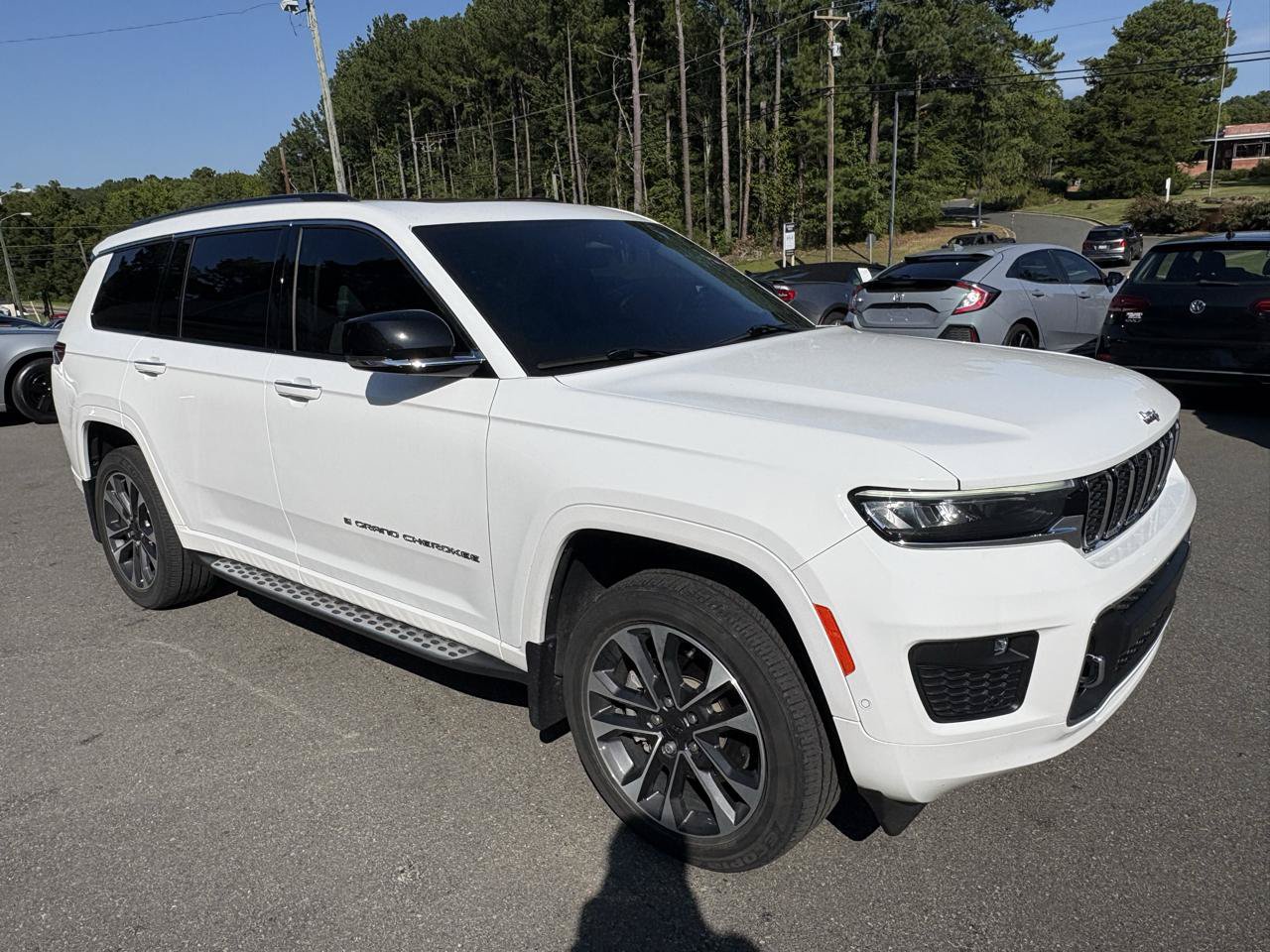 Used 2021 Jeep Grand Cherokee L Overland w/ Luxury Tech Group IV AWD/4WD image 7