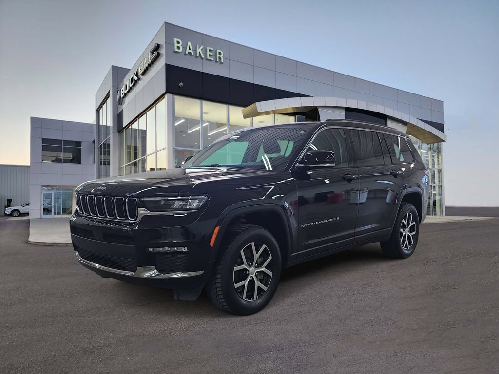 Used 2023 Jeep Grand Cherokee L Limited AWD/4WD image 1