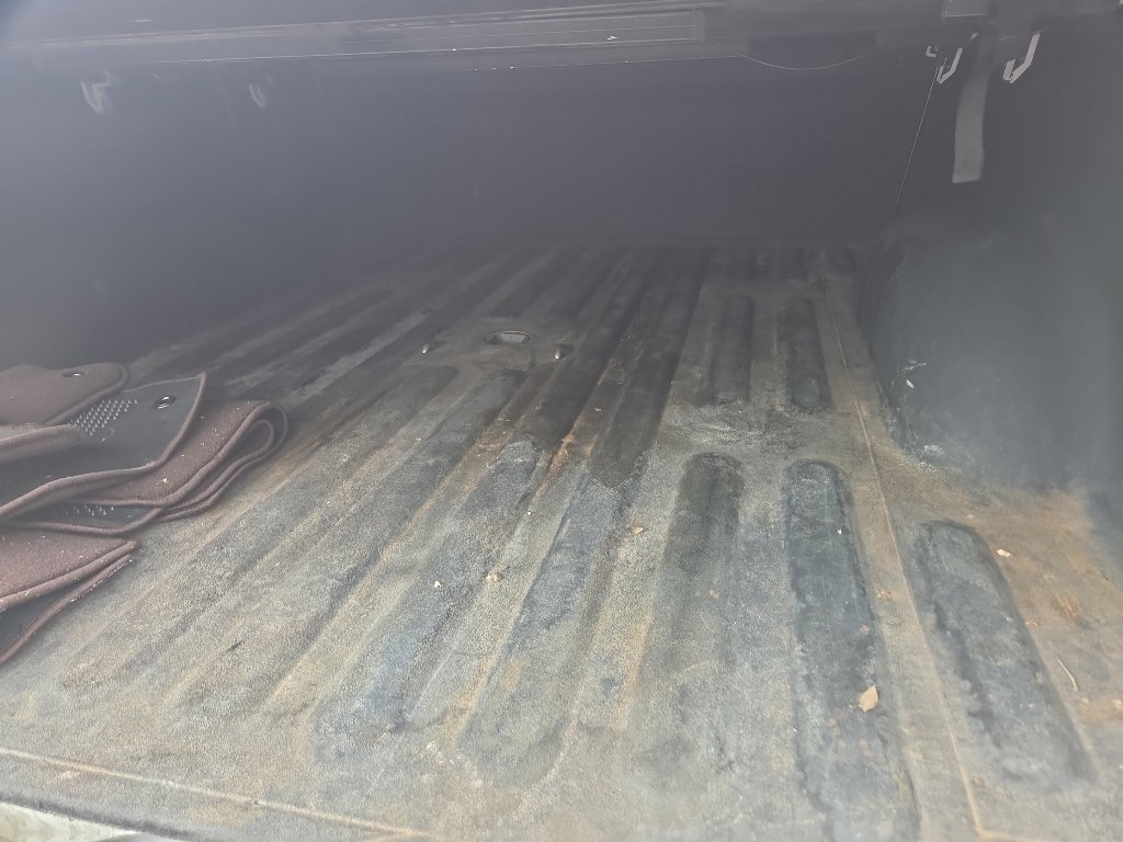 Used 2018 RAM 2500 Laramie w/ Off Road Package image 21