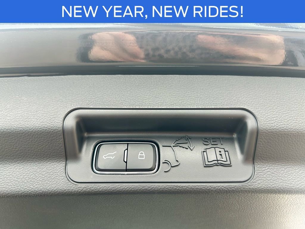 New 2026 Ford Explorer Active image 42