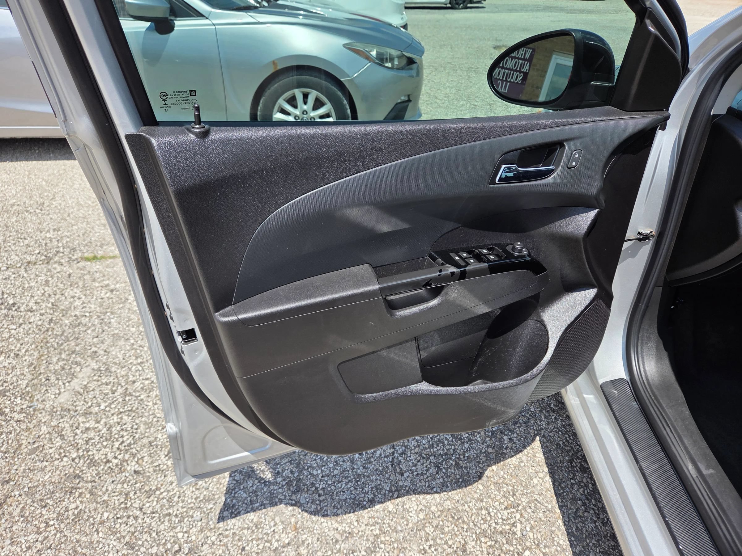 Used 2015 Chevrolet Sonic RS w/ Advanced Safety Package FWD image 12