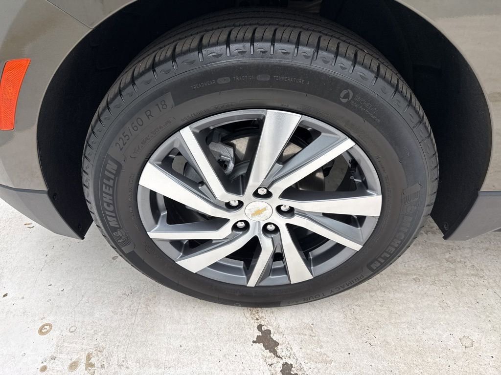 Used 2023 Chevrolet Equinox LT image 4