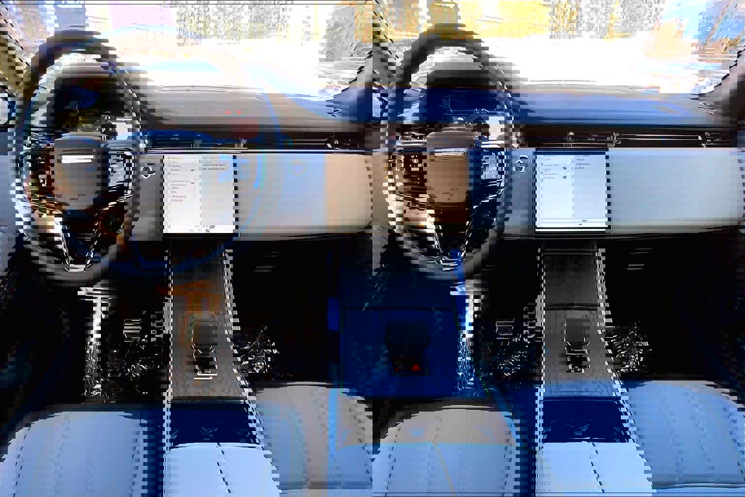 Certified 2026 Land Rover Range Rover Evoque Dynamic SE image 15