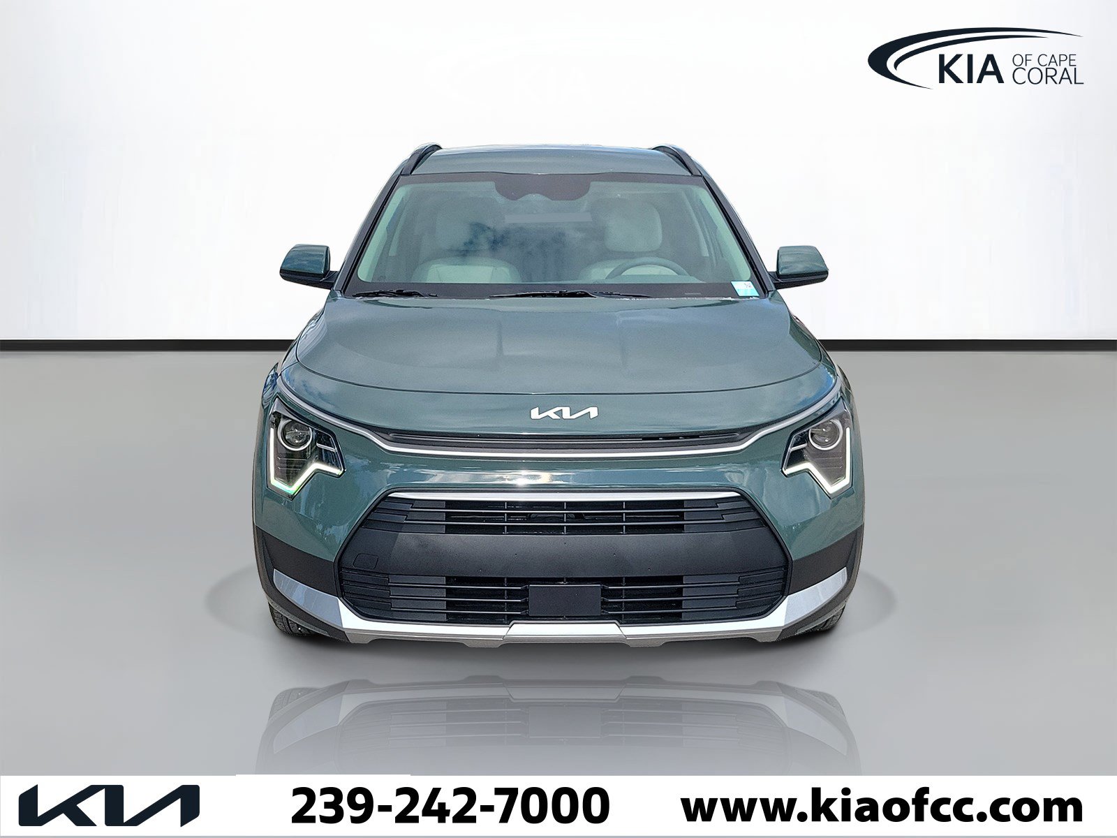 New 2026 Kia Niro EX FWD image 2