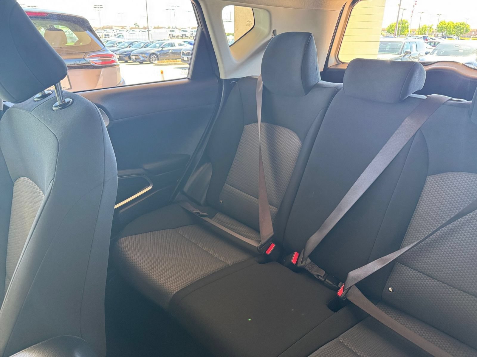 Used 2025 Kia Soul LX w/ LX Technology Package FWD image 39