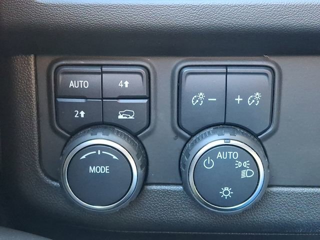 Used 2024 Chevrolet Tahoe LT image 23