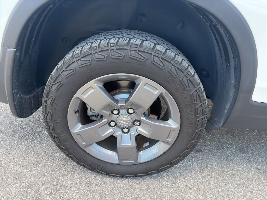 Used 2024 Honda Ridgeline TrailSport image 11