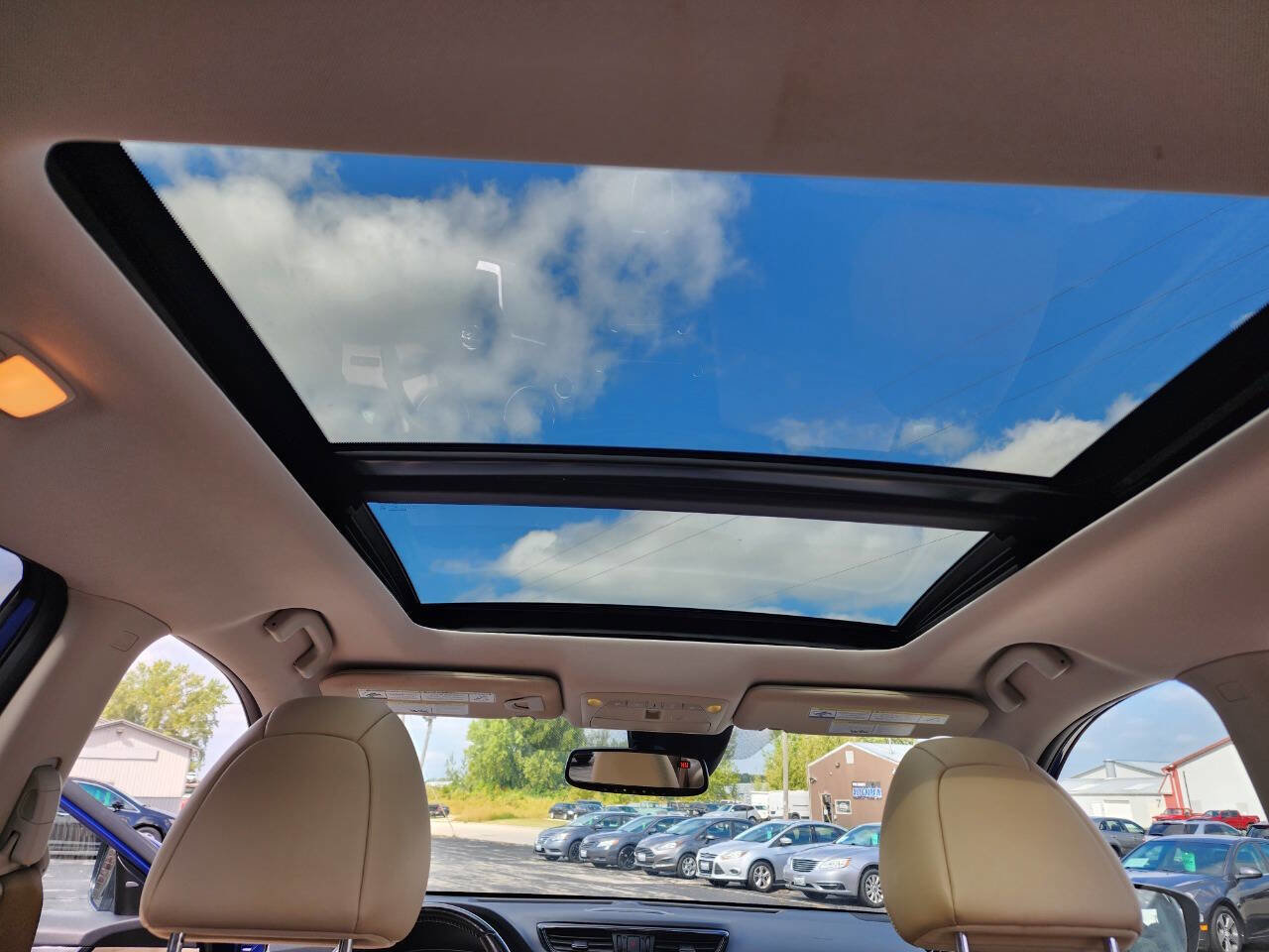 Used 2017 Nissan Rogue SL w/ SL Premium Package image 19