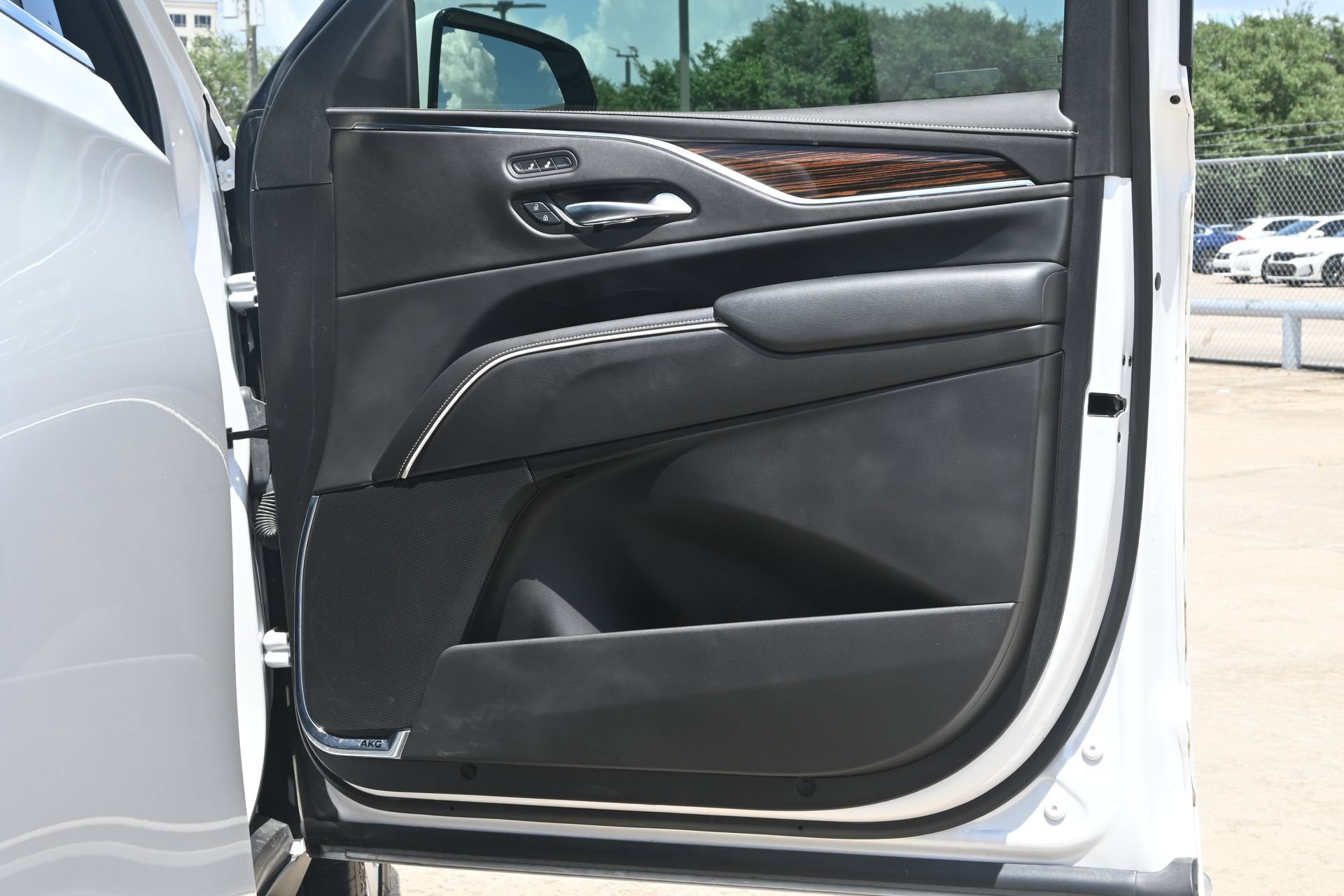 Certified 2023 Cadillac Escalade Luxury w/ LPO, Floor Liner Package RWD image 26
