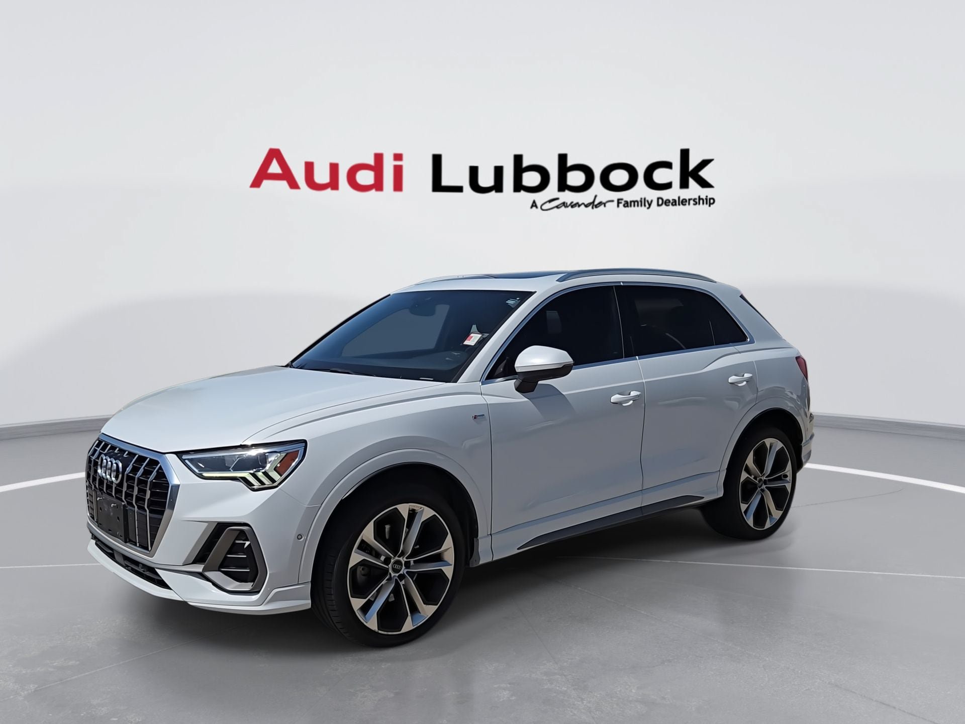 Used 2019 Audi Q3 2.0T Prestige w/ Prestige Package AWD/4WD image 4