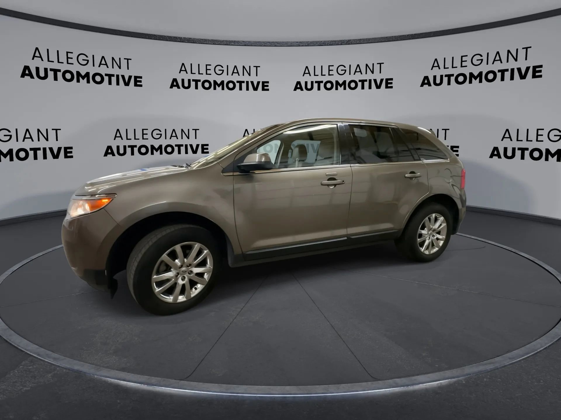 Used 2013 Ford Edge Limited FWD image 6