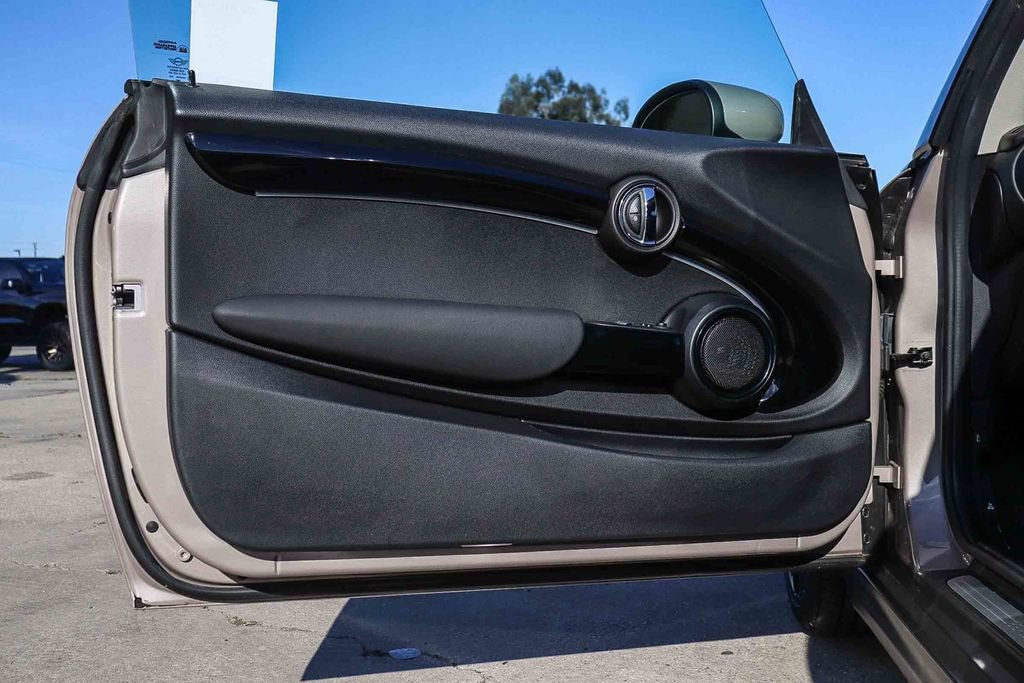 Used 2023 MINI Cooper S FWD image 28