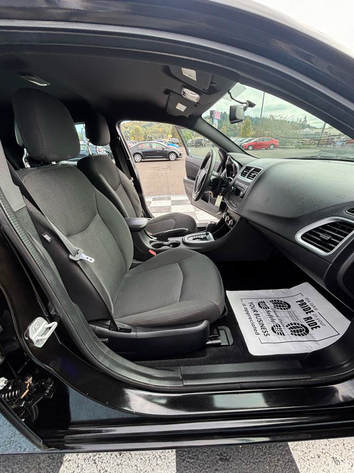 Used 2013 Dodge Avenger SE FWD image 15