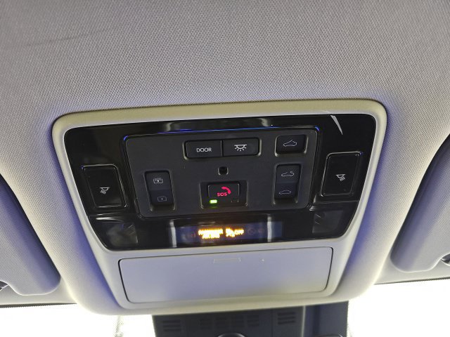 Certified 2024 Toyota Grand Highlander AWD image 30
