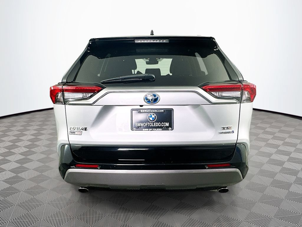 Used 2021 Toyota RAV4 XSE AWD/4WD image 8