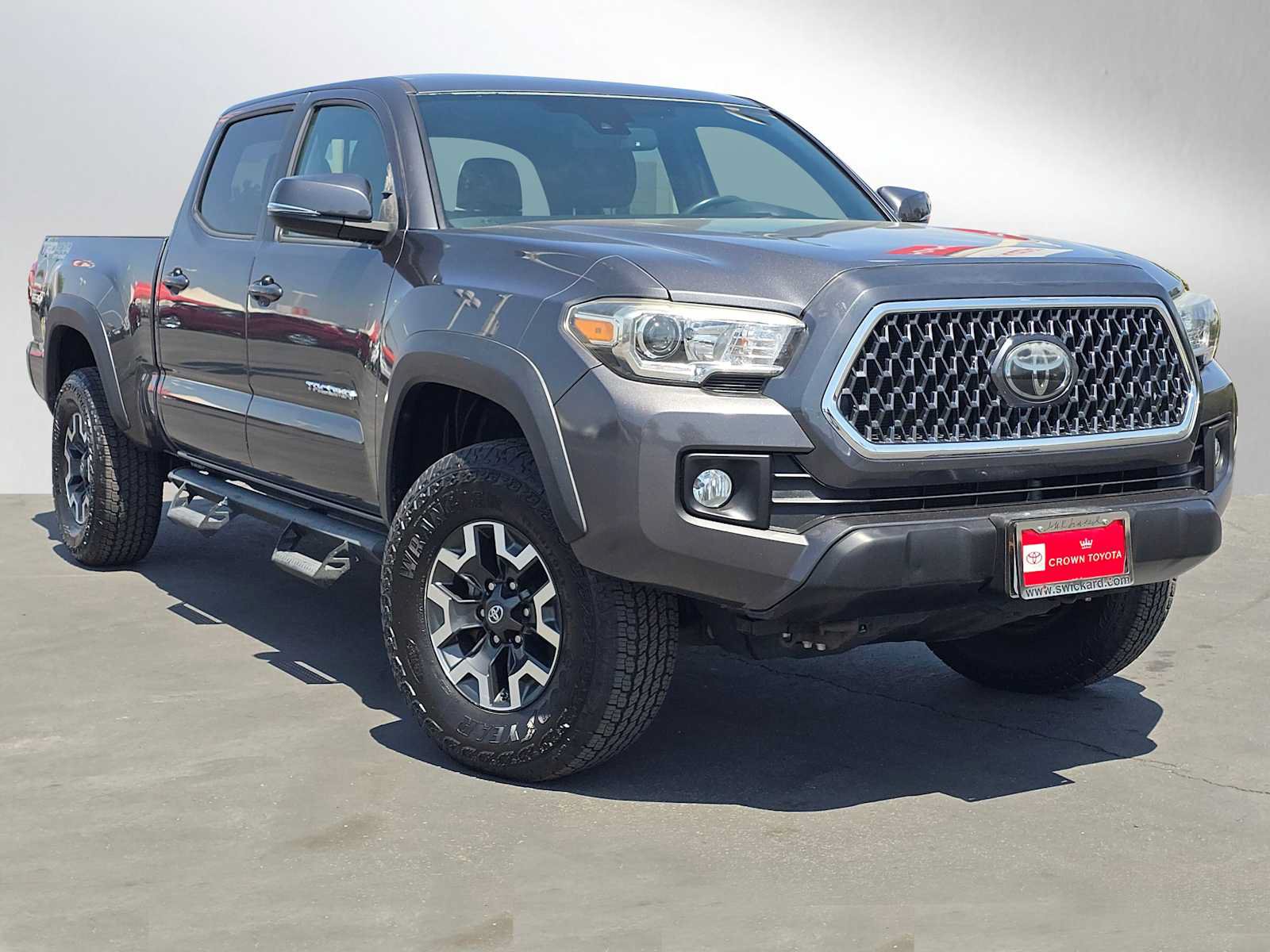 Used 2018 Toyota Tacoma TRD Off-Road w/ Technology Package AWD/4WD image 1