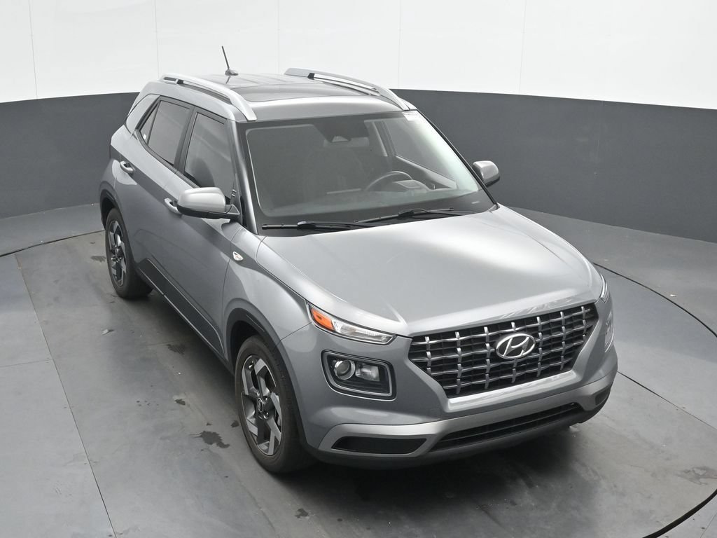 Certified 2023 Hyundai Venue SEL FWD image 33