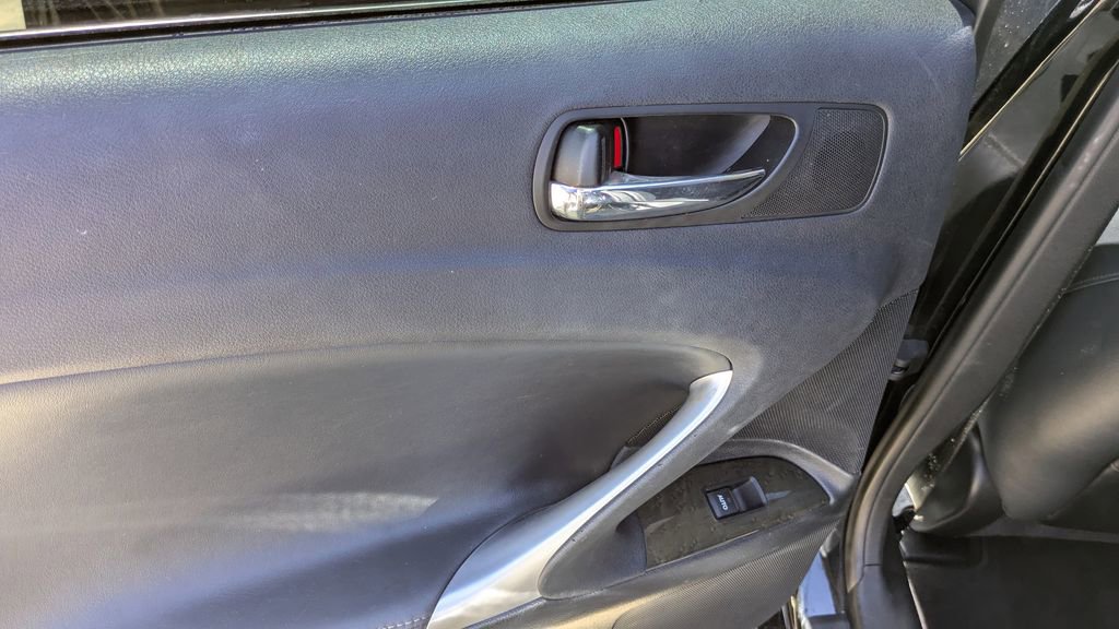Used 2012 Lexus IS 250 w/ Premium Pkg Value Edition RWD image 12