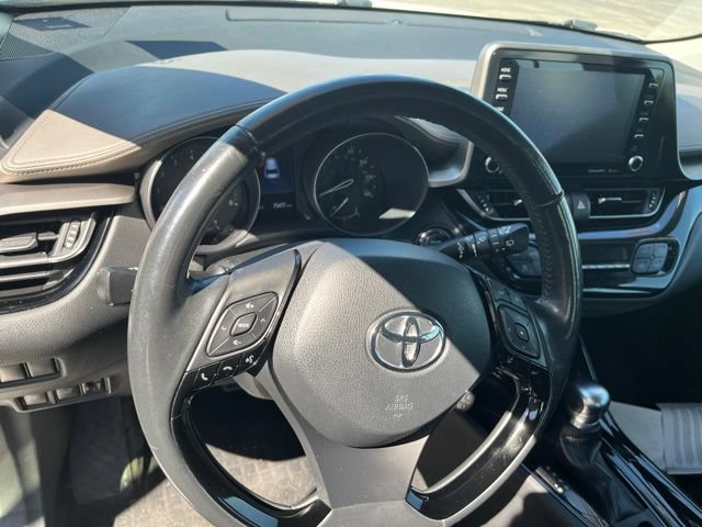 Used 2021 Toyota C-HR Limited FWD image 9