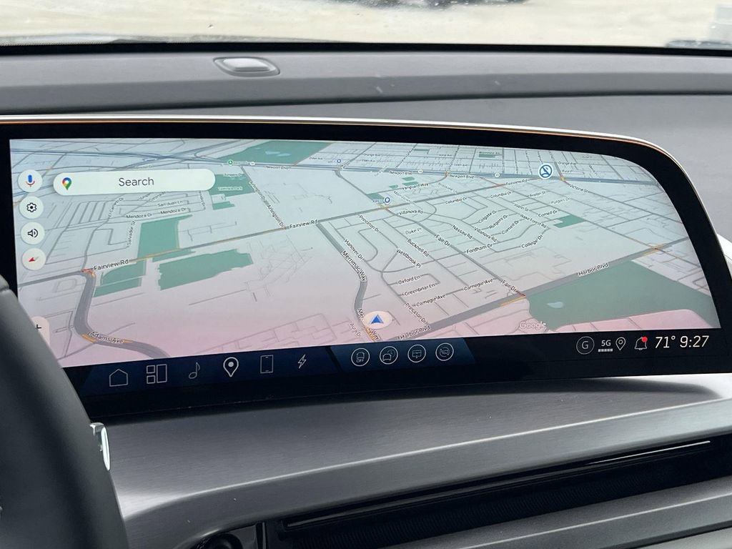 New 2026 Cadillac Vistiq Luxury image 19