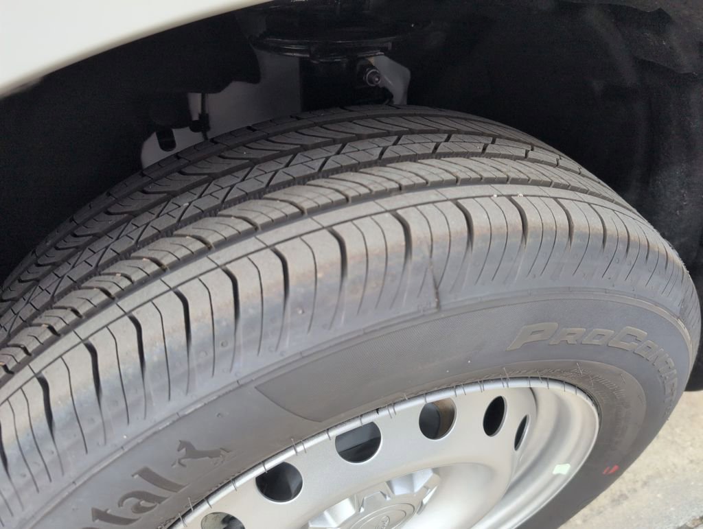 New 2026 Ford Maverick XL image 18