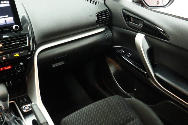 Used 2024 Mitsubishi Eclipse Cross LE AWD/4WD image 26