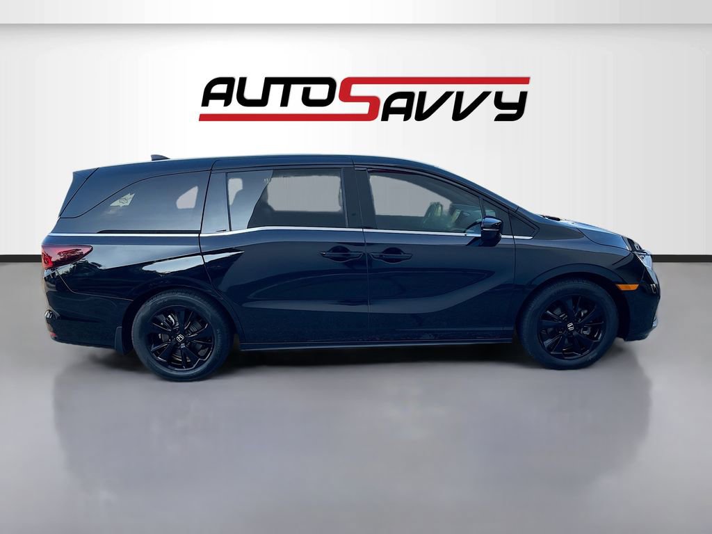 Used 2023 Honda Odyssey Sport image 8