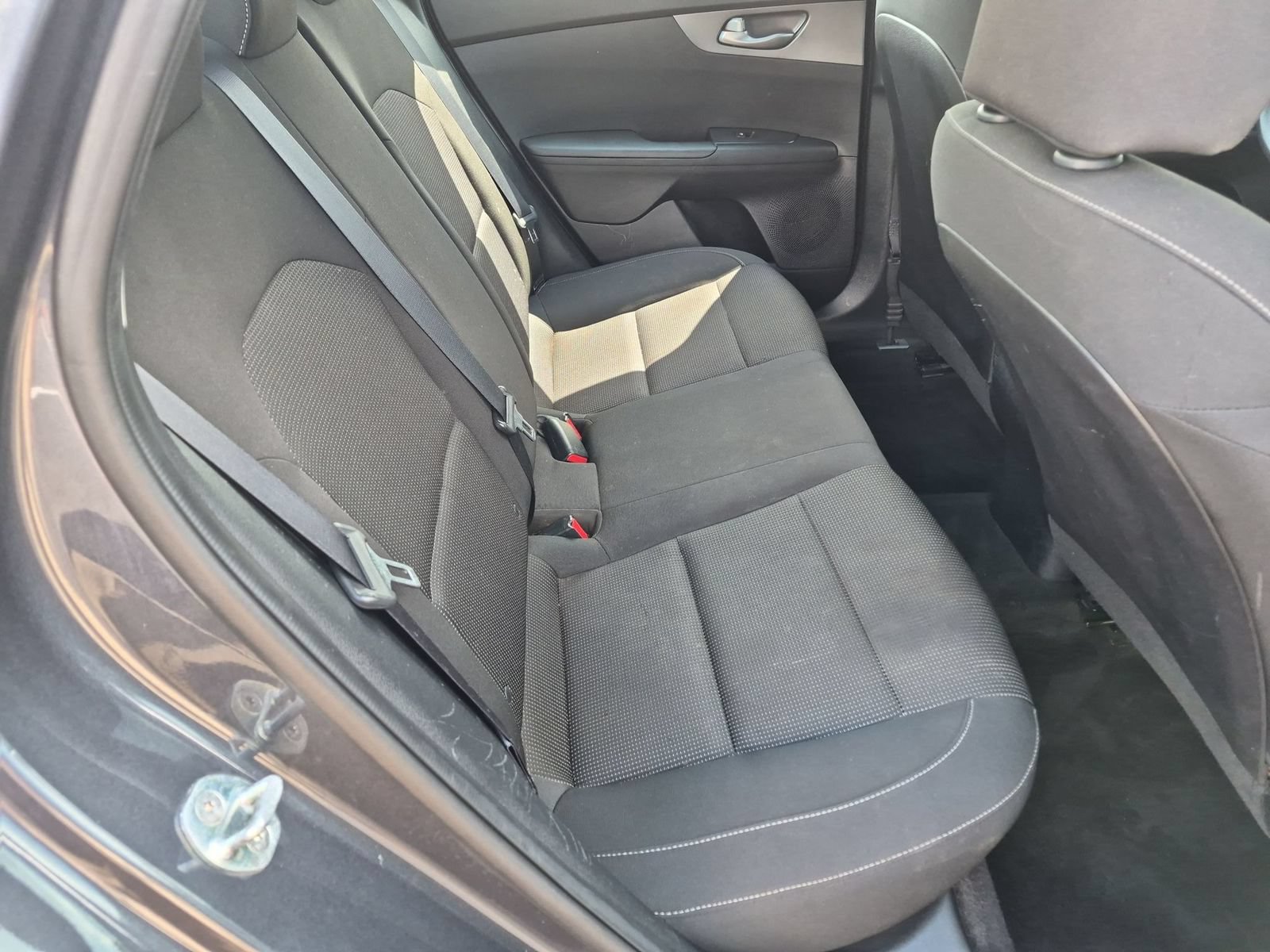 Used 2020 Kia Forte LXS FWD image 18